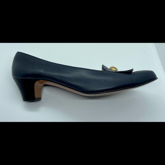 Salvatore Ferragamo fringed low heeled pump - Picture 4 of 11